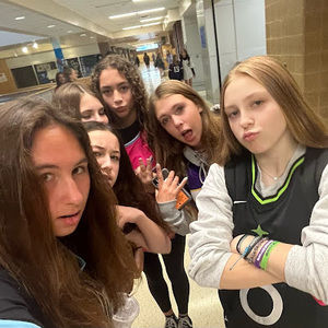 Meet your Posher, Gabbi